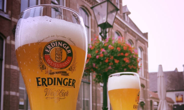 Erdinger Hefe Weisse van de tap